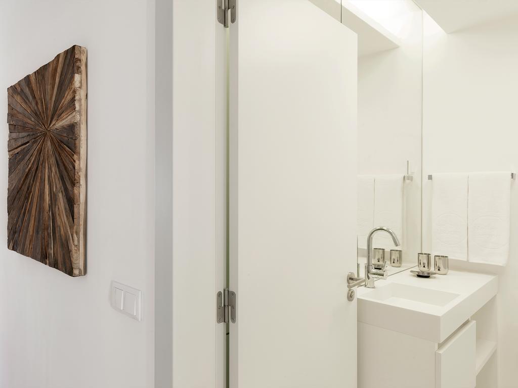 Hello Lisbon Sao Bento Boutique Apartments Ngoại thất bức ảnh