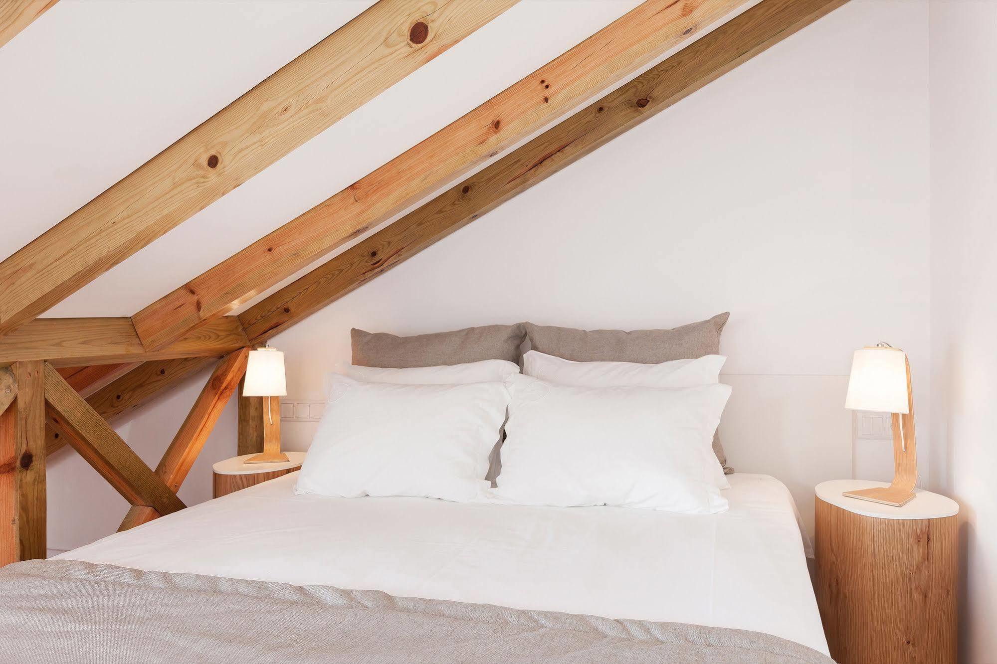 Hello Lisbon Sao Bento Boutique Apartments Ngoại thất bức ảnh