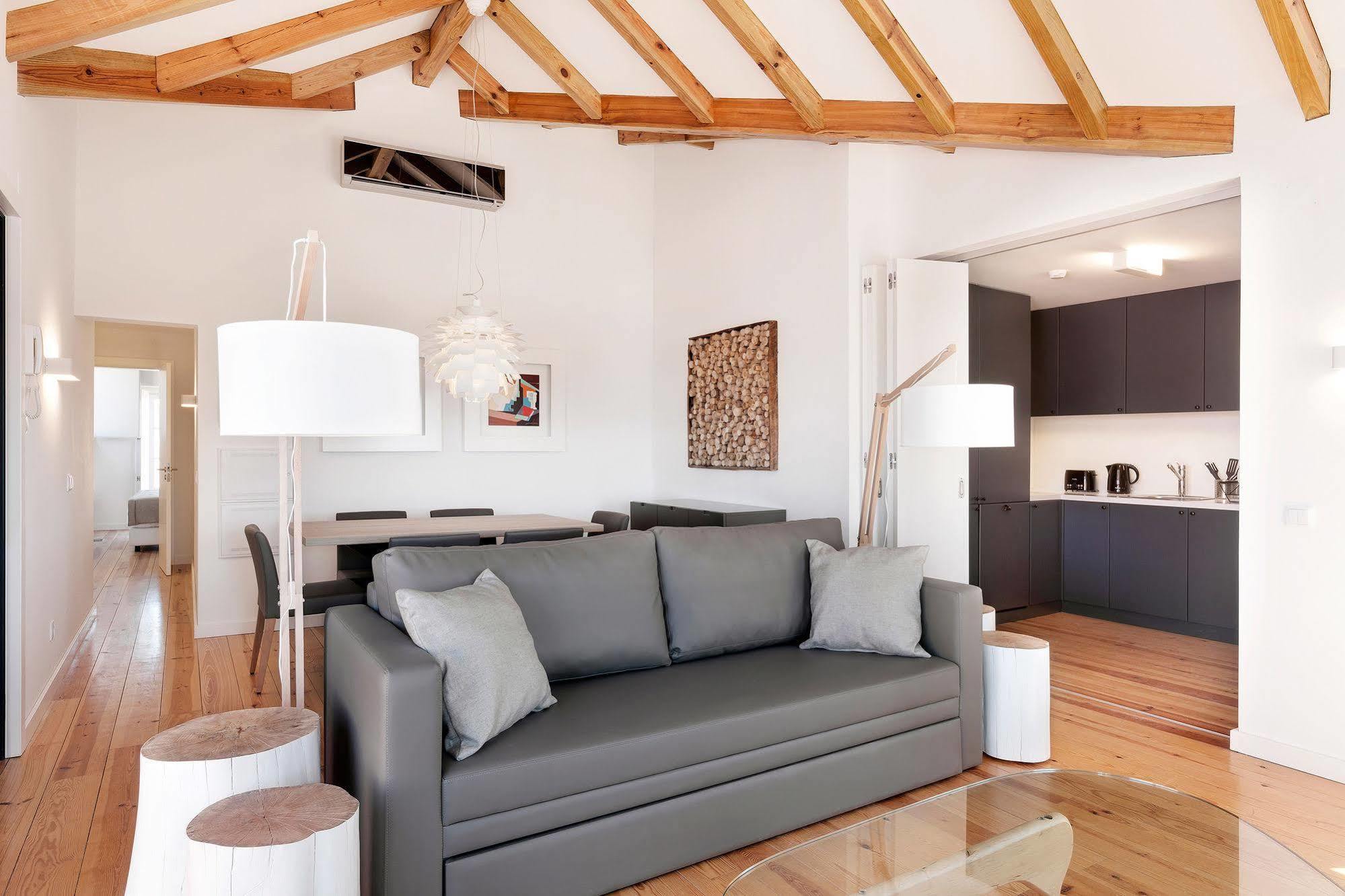 Hello Lisbon Sao Bento Boutique Apartments Ngoại thất bức ảnh