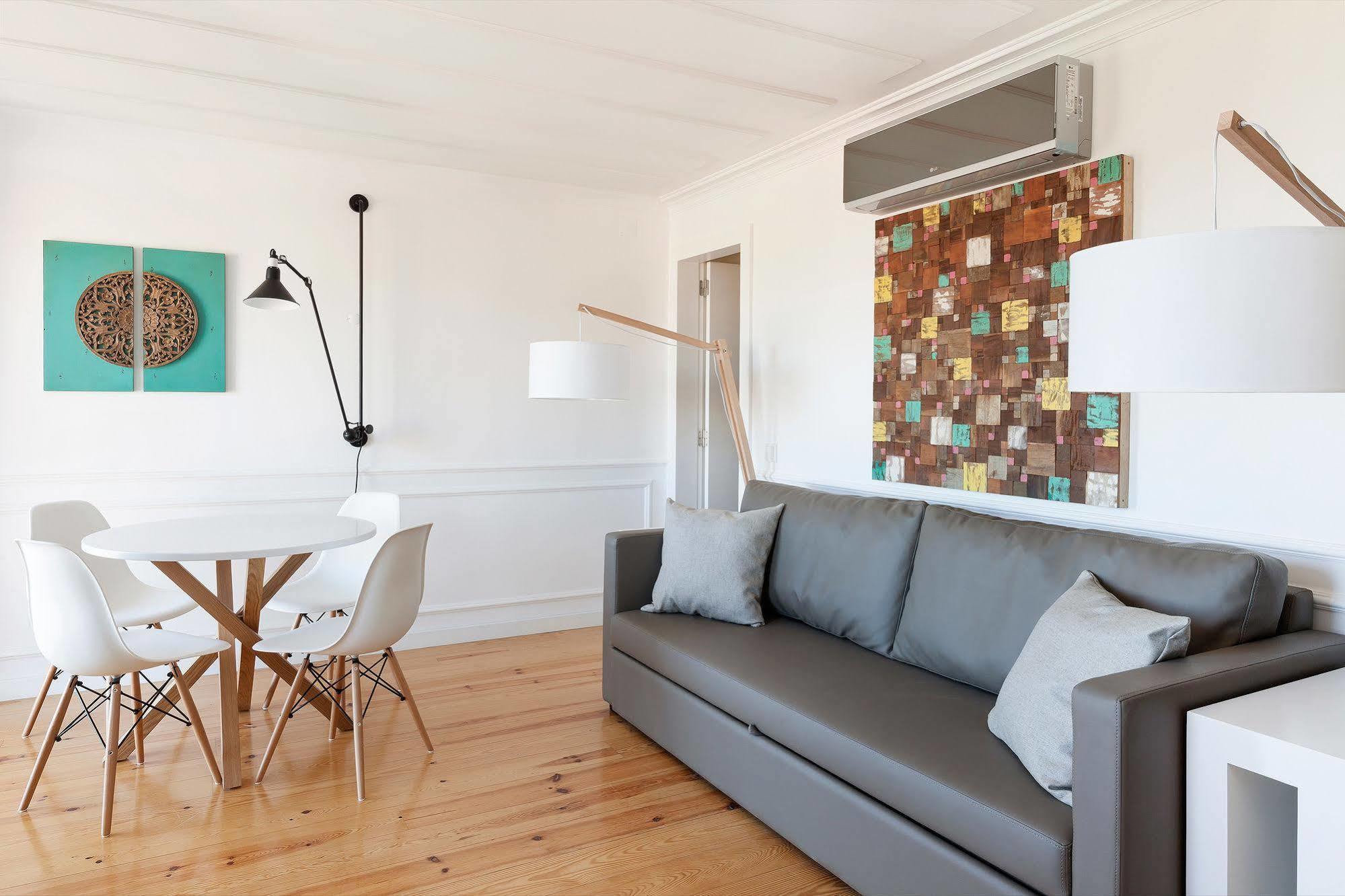 Hello Lisbon Sao Bento Boutique Apartments Ngoại thất bức ảnh