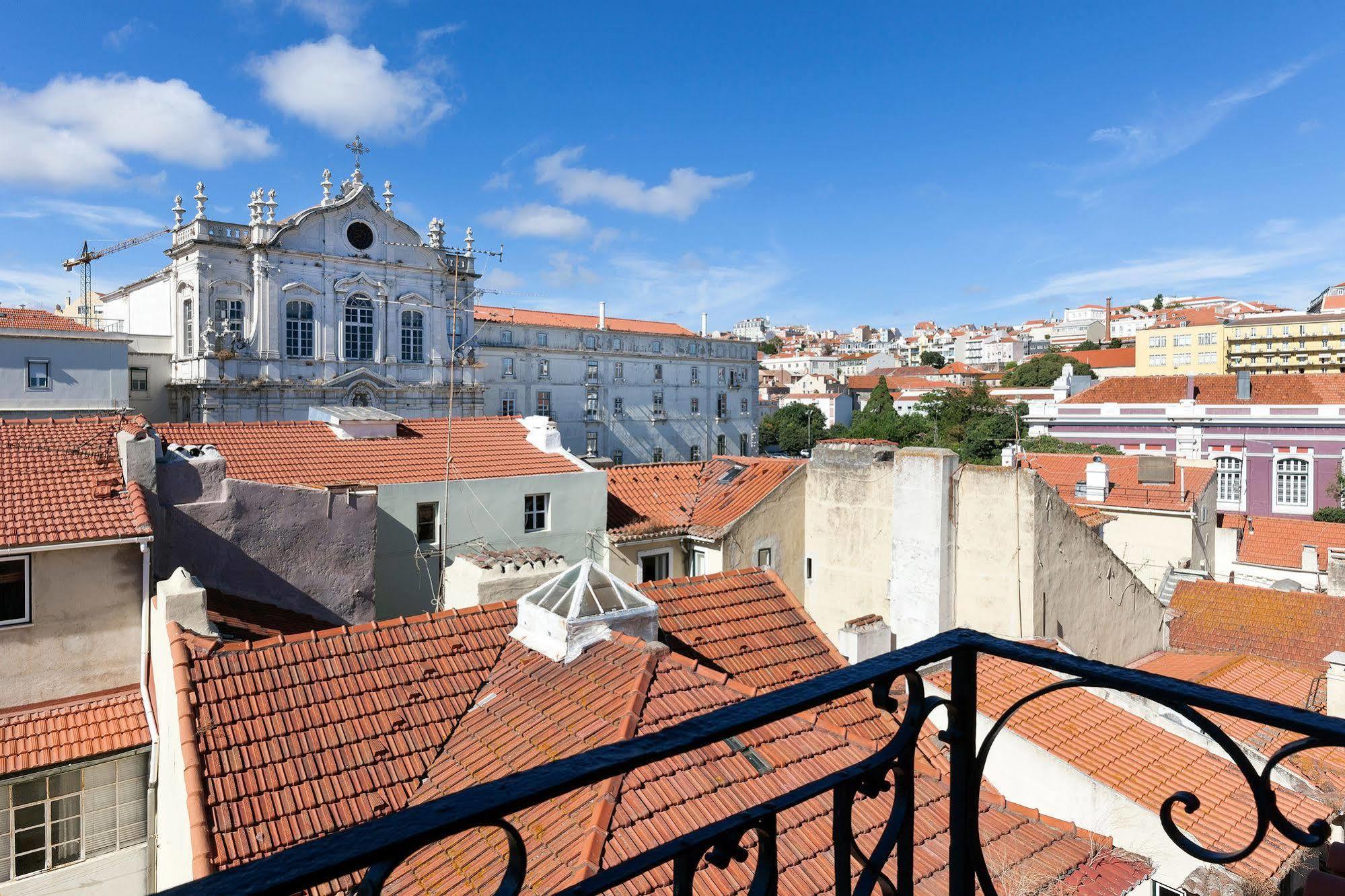 Hello Lisbon Sao Bento Boutique Apartments Ngoại thất bức ảnh