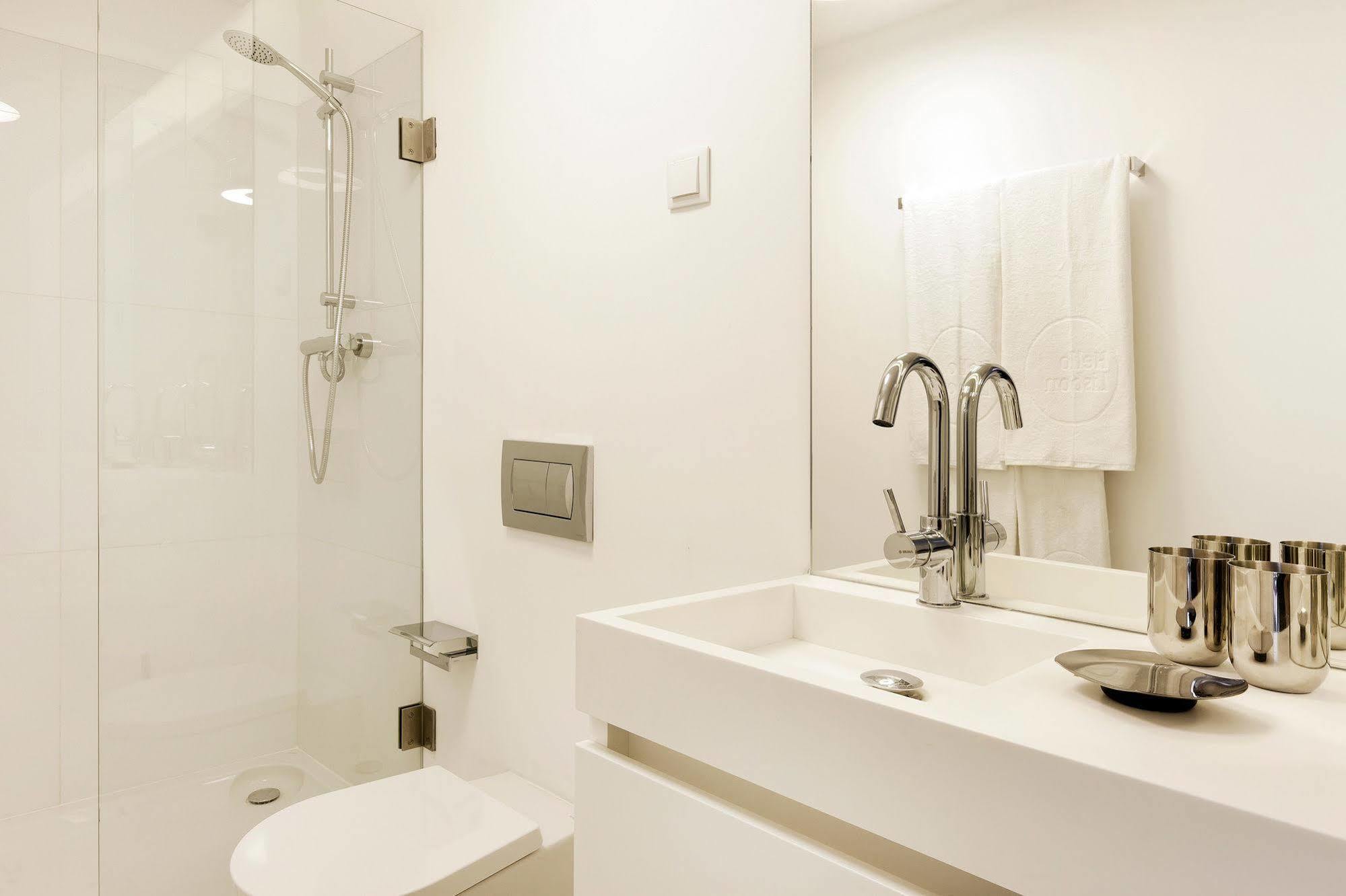 Hello Lisbon Sao Bento Boutique Apartments Ngoại thất bức ảnh